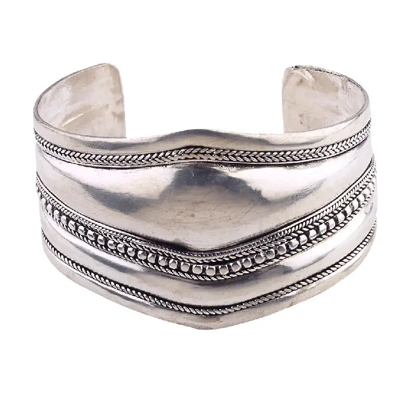 Diamond Point Cuff