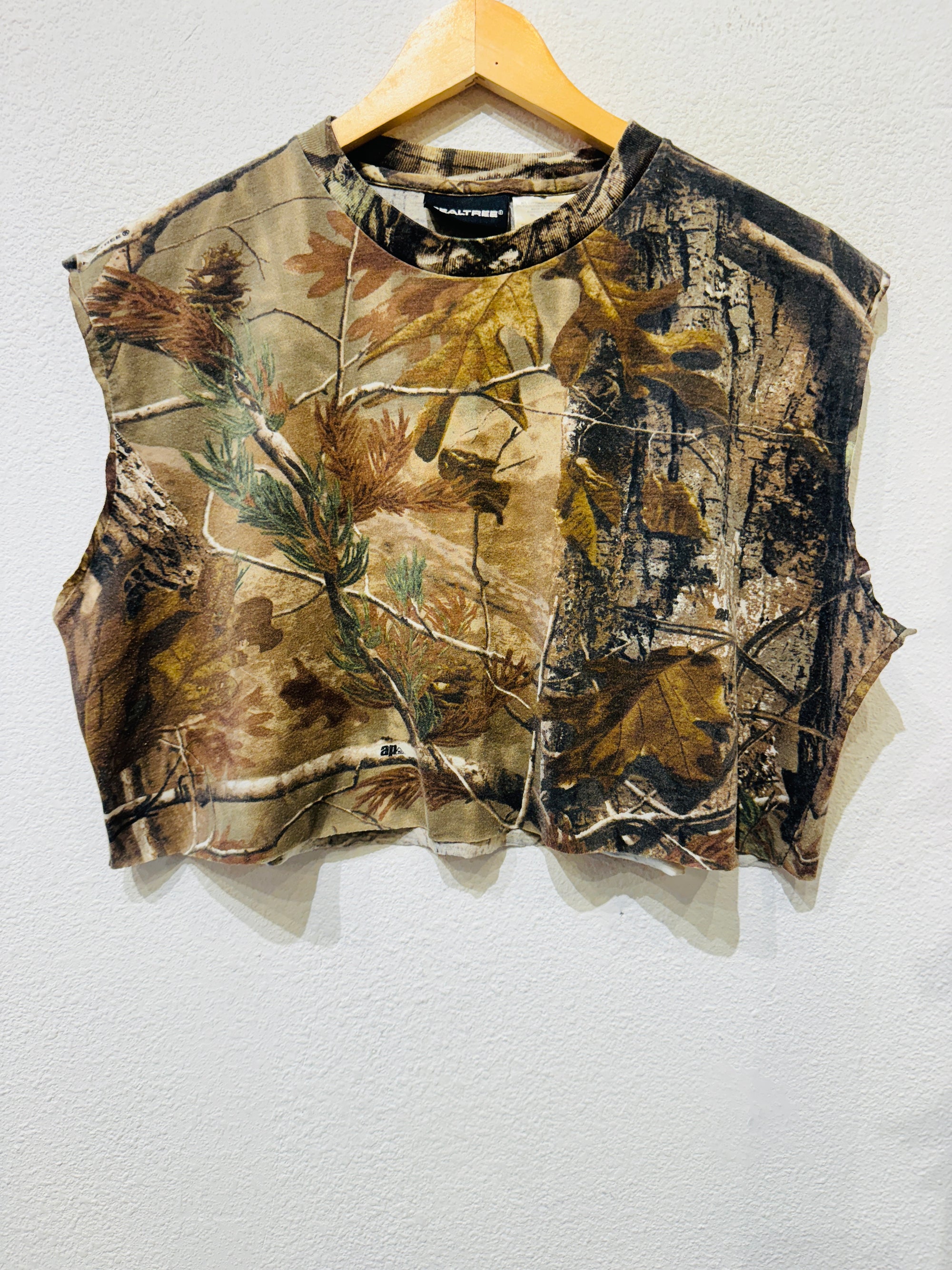 Realtree AP Vintage Crop Tank