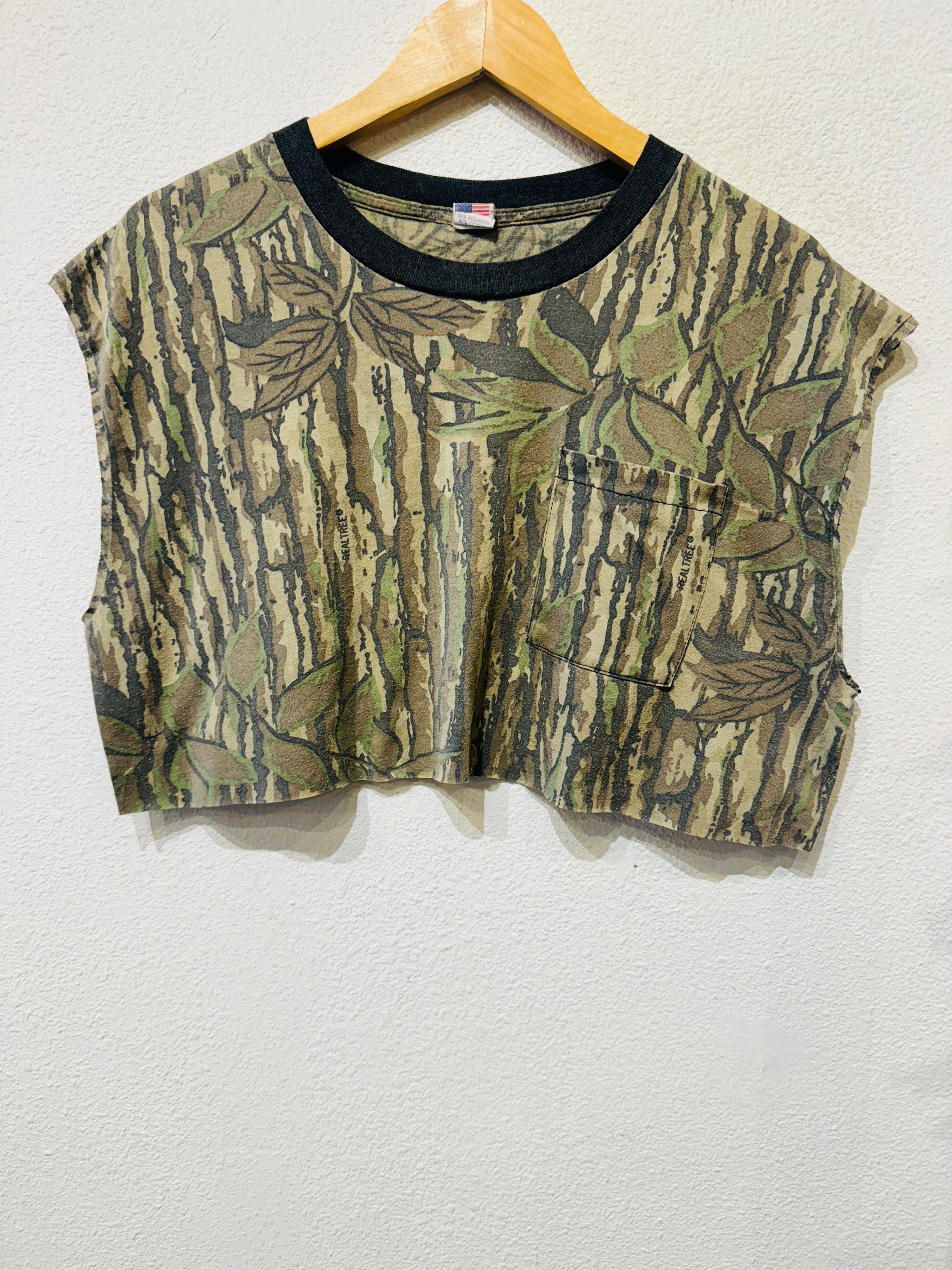 Realtree Pocket Ringer Vintage Crop Tank