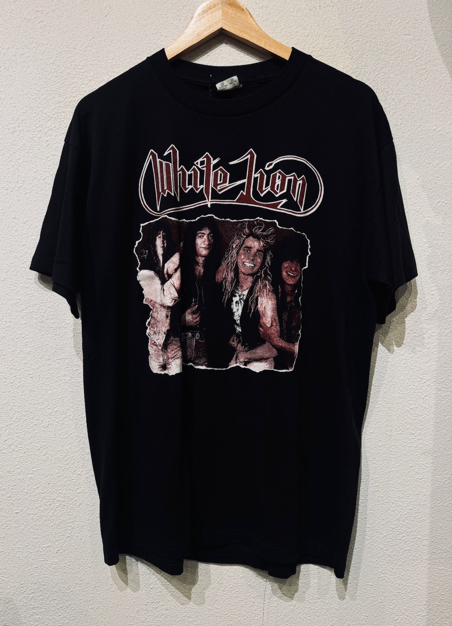 White Lion Vintage Tee