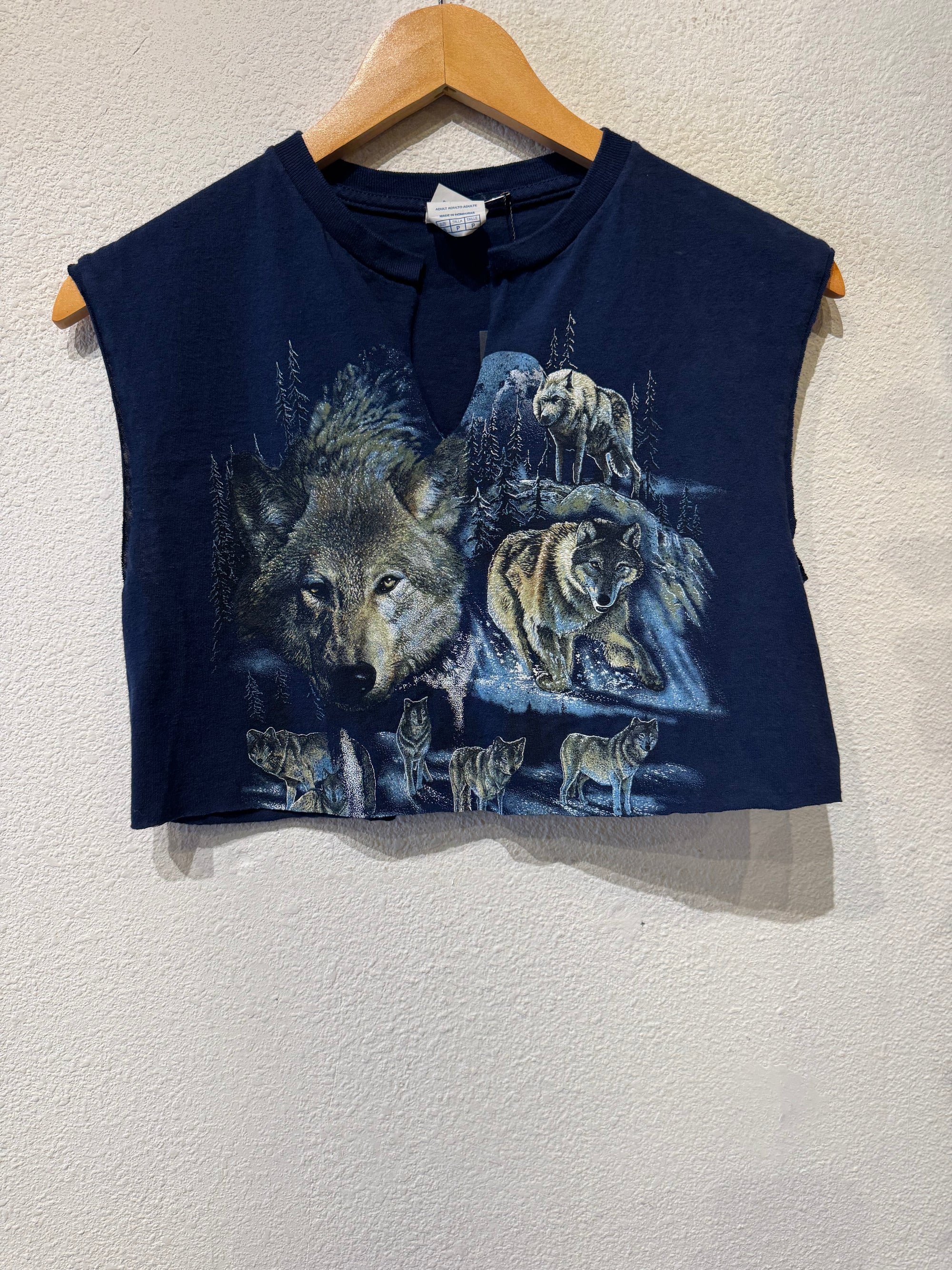 Snowy Wolves Vintage Crop Tank
