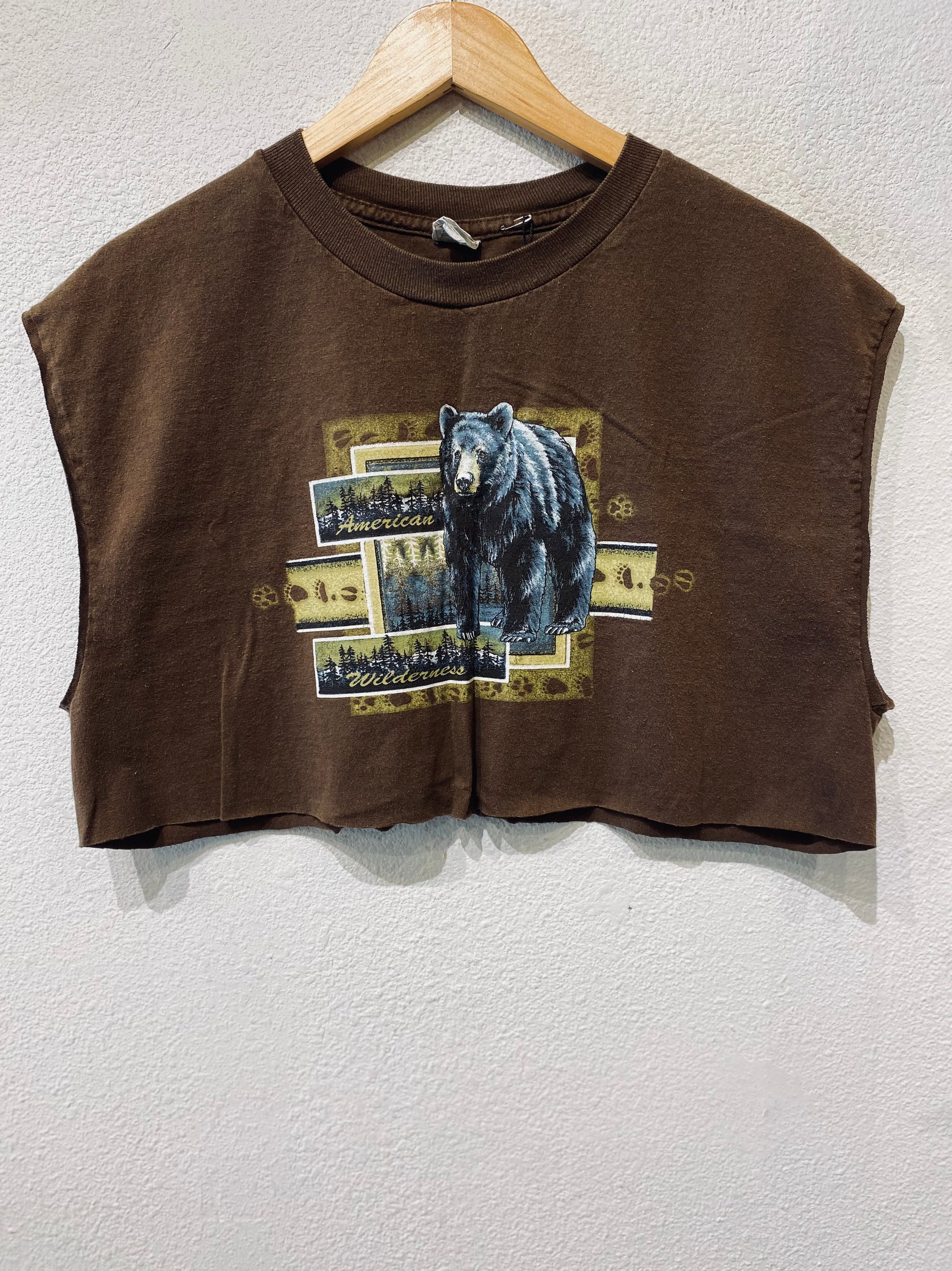 American Wilderness Bear Vintage Crop Tank