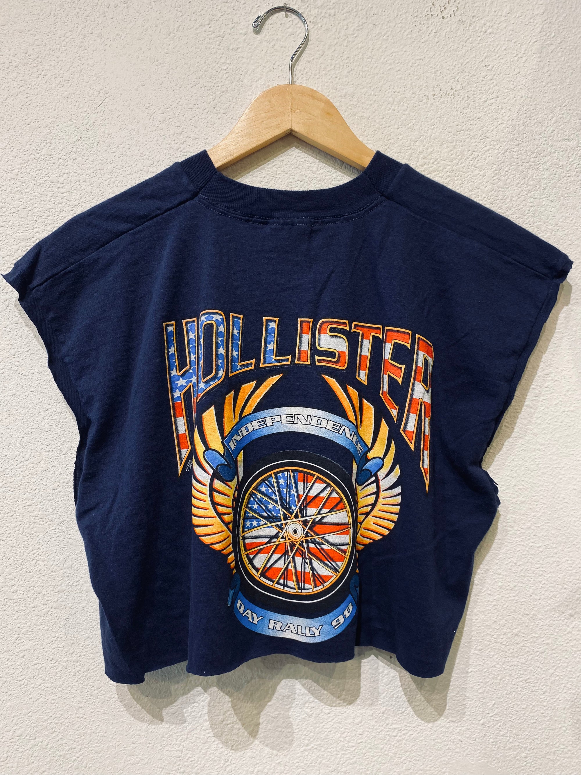 Laughlin '98 Navy Vintage Crop Tank