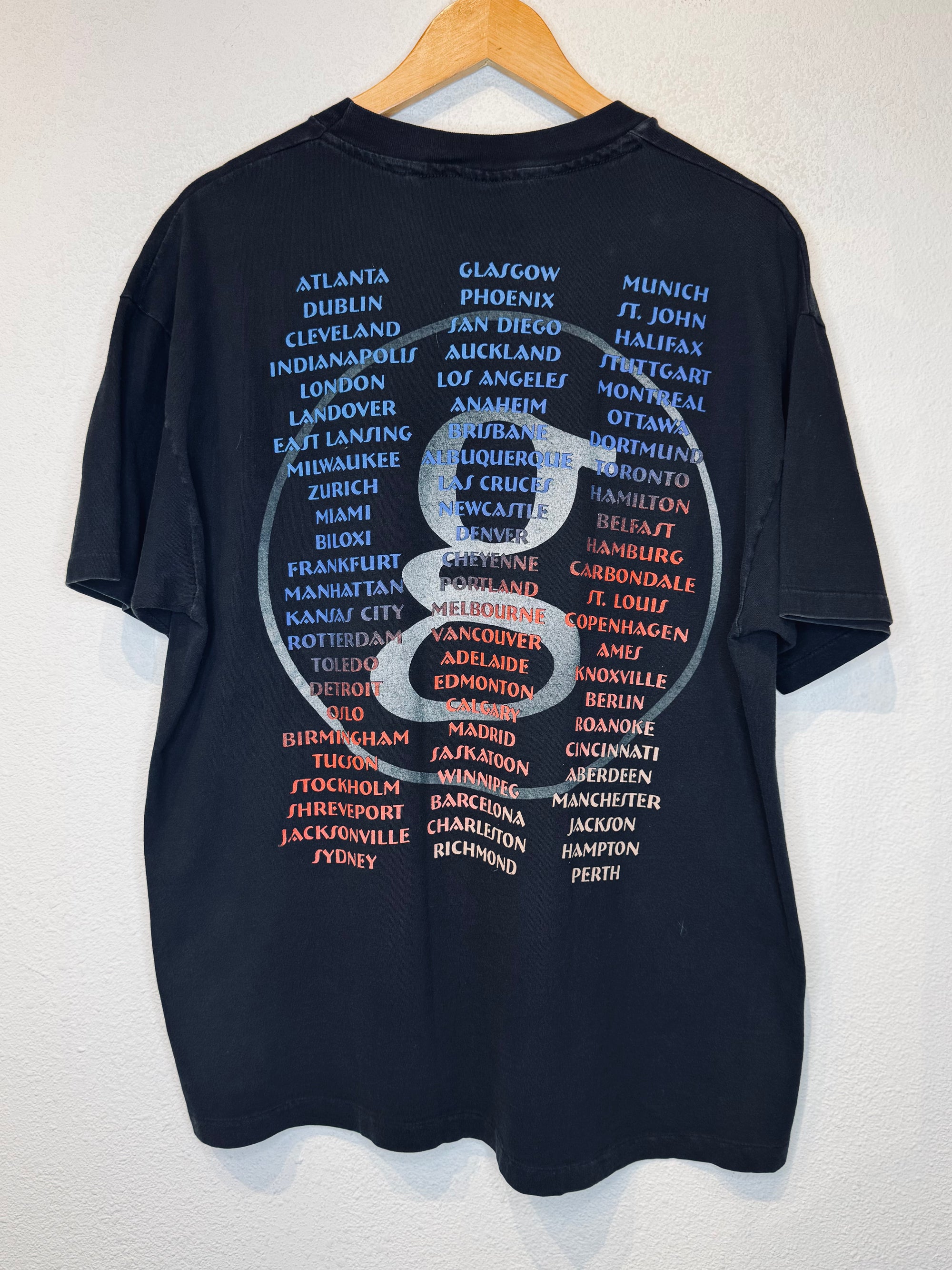 Garth Brooks Fast Horses Vintage Tee