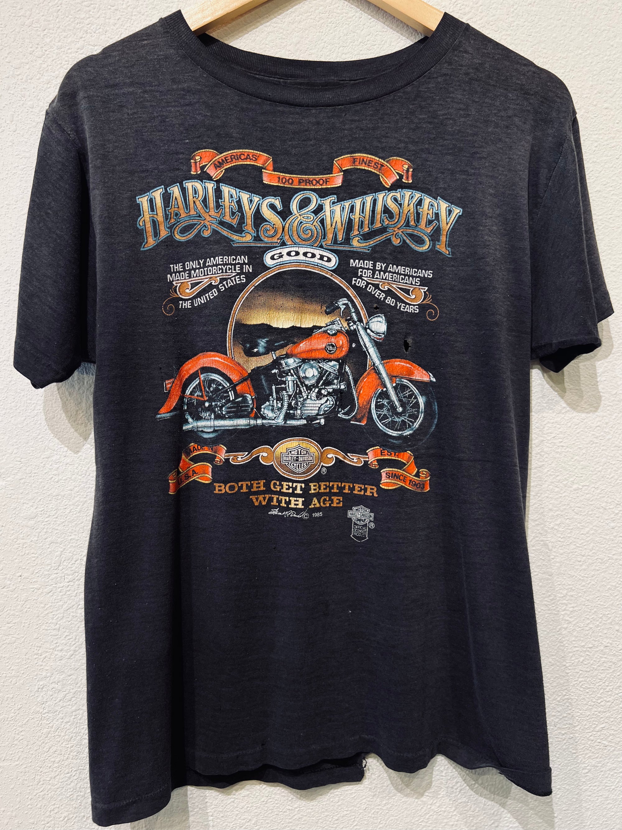 3D Emblem Harleys Whiskey '85 Vintage Tee