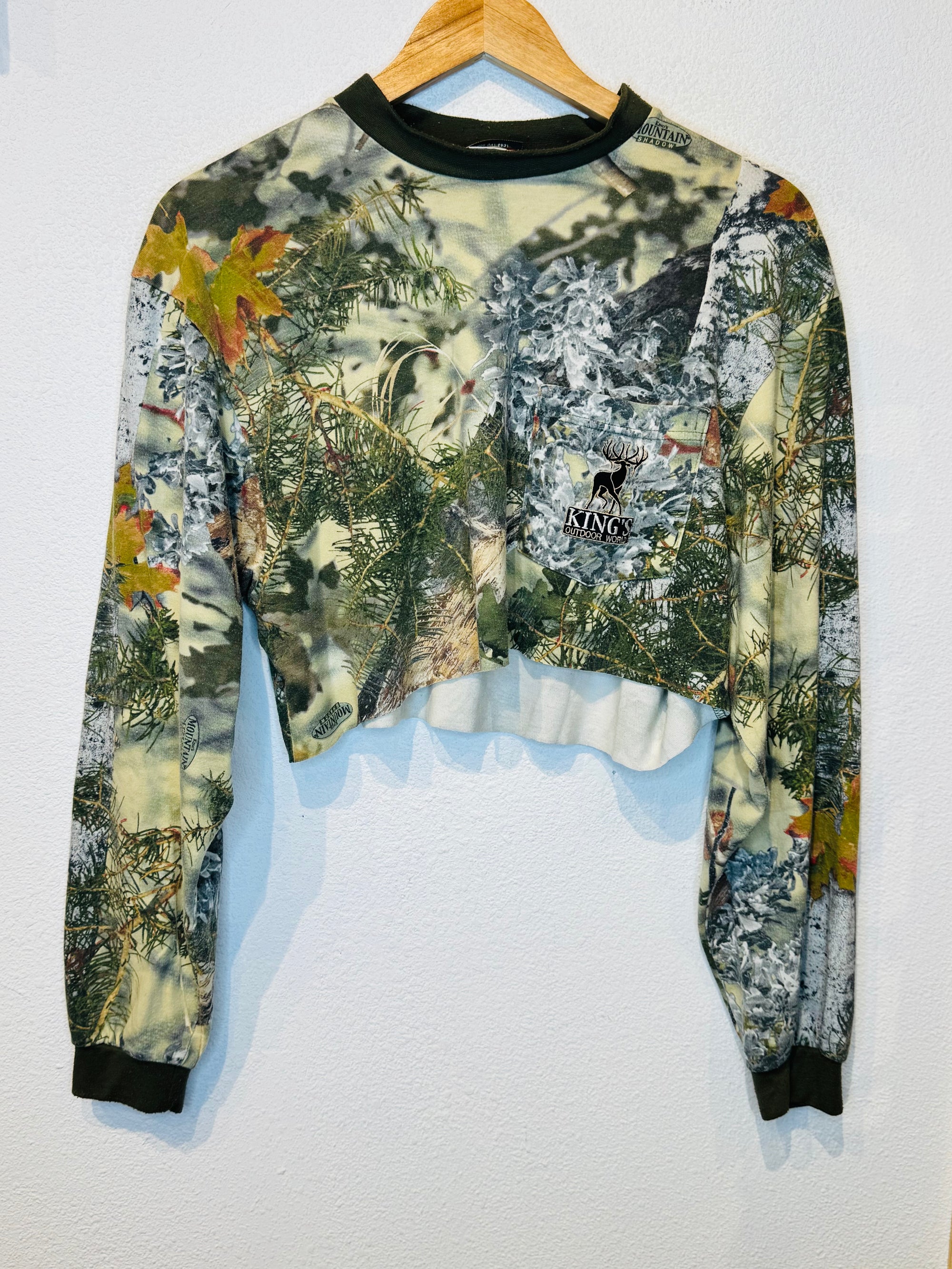 King Outdoor Camo Vintage Crop Long Sleeve