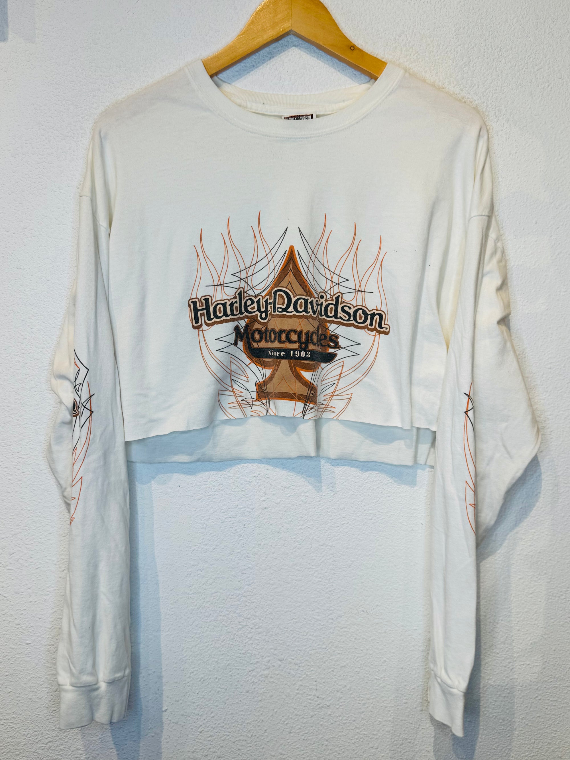 Beartooth Harley Vintage Crop Long Sleeve