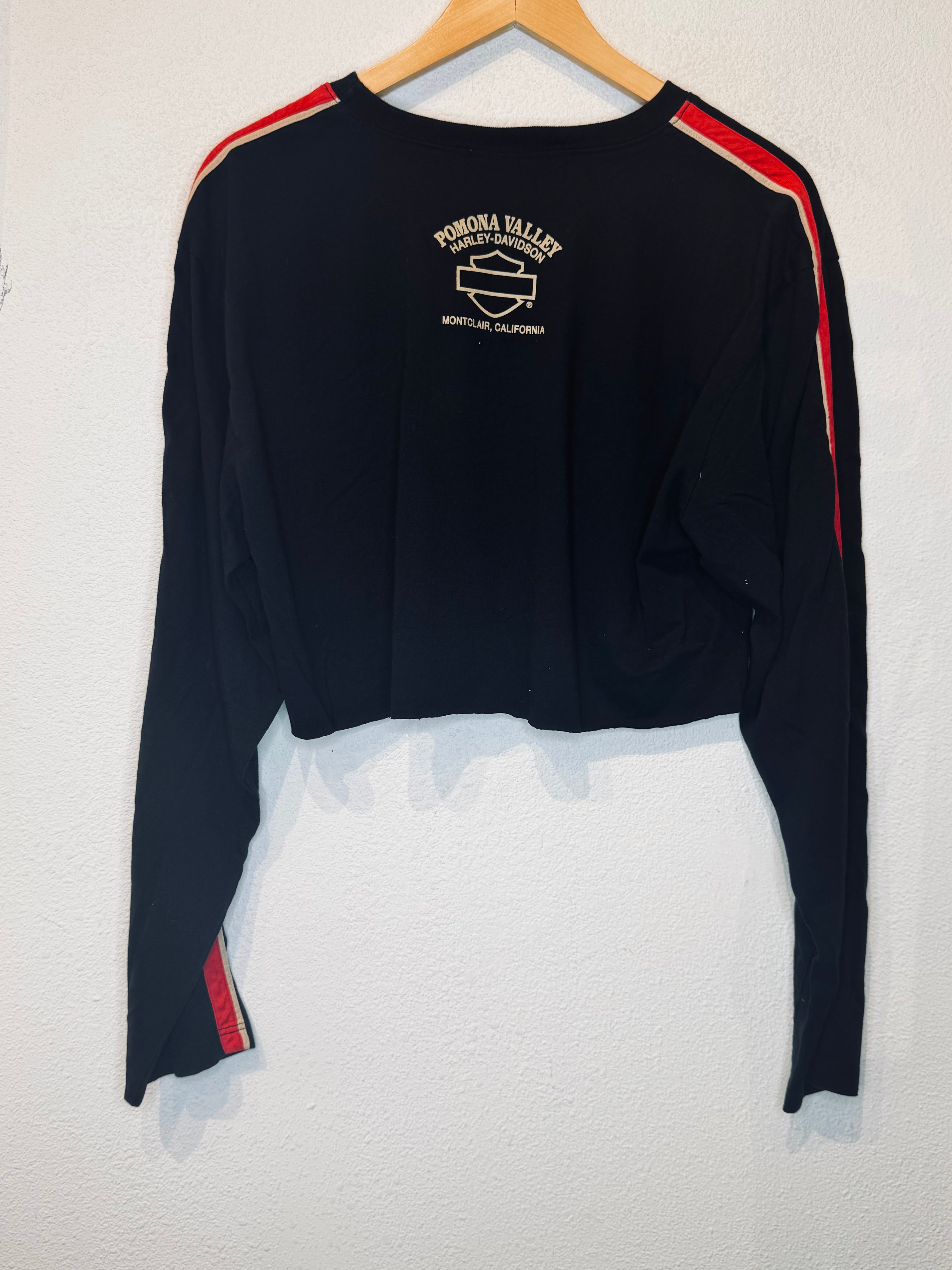 Montclair Harley Vintage Crop Long Sleeve