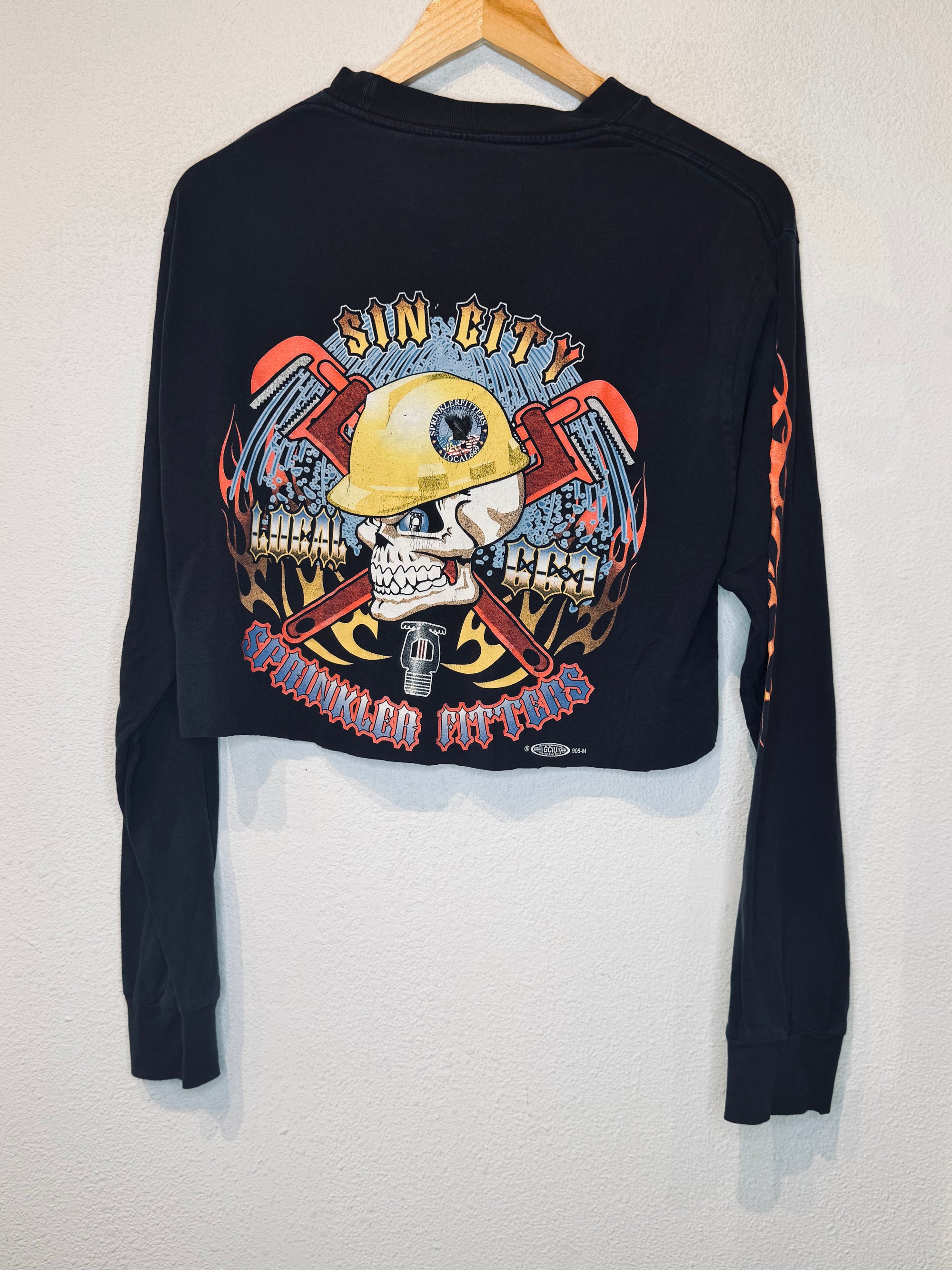 Vegas UA Local Vintage Crop Long Sleeve
