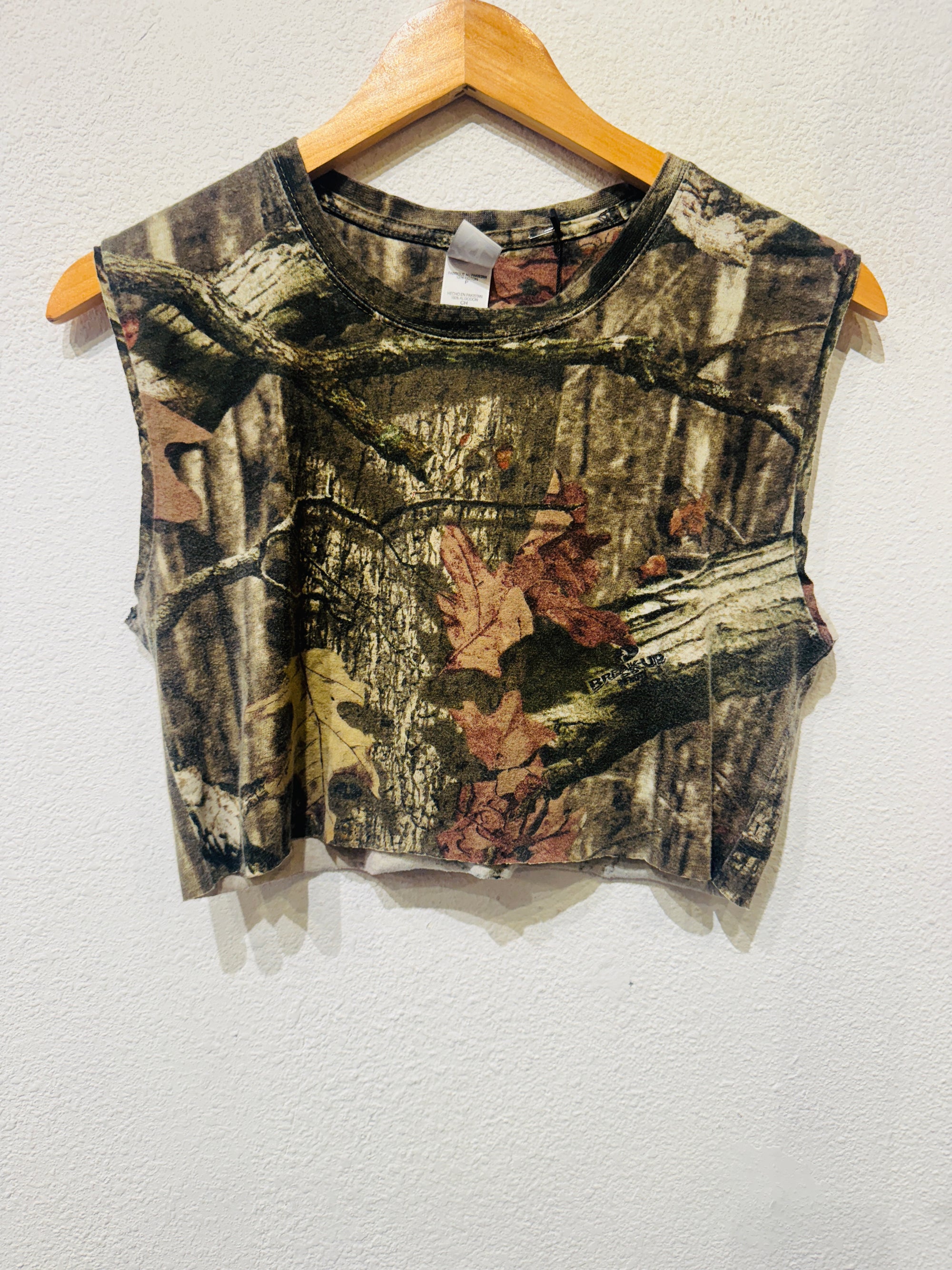 Break Up Realtree Vintage Crop Tank