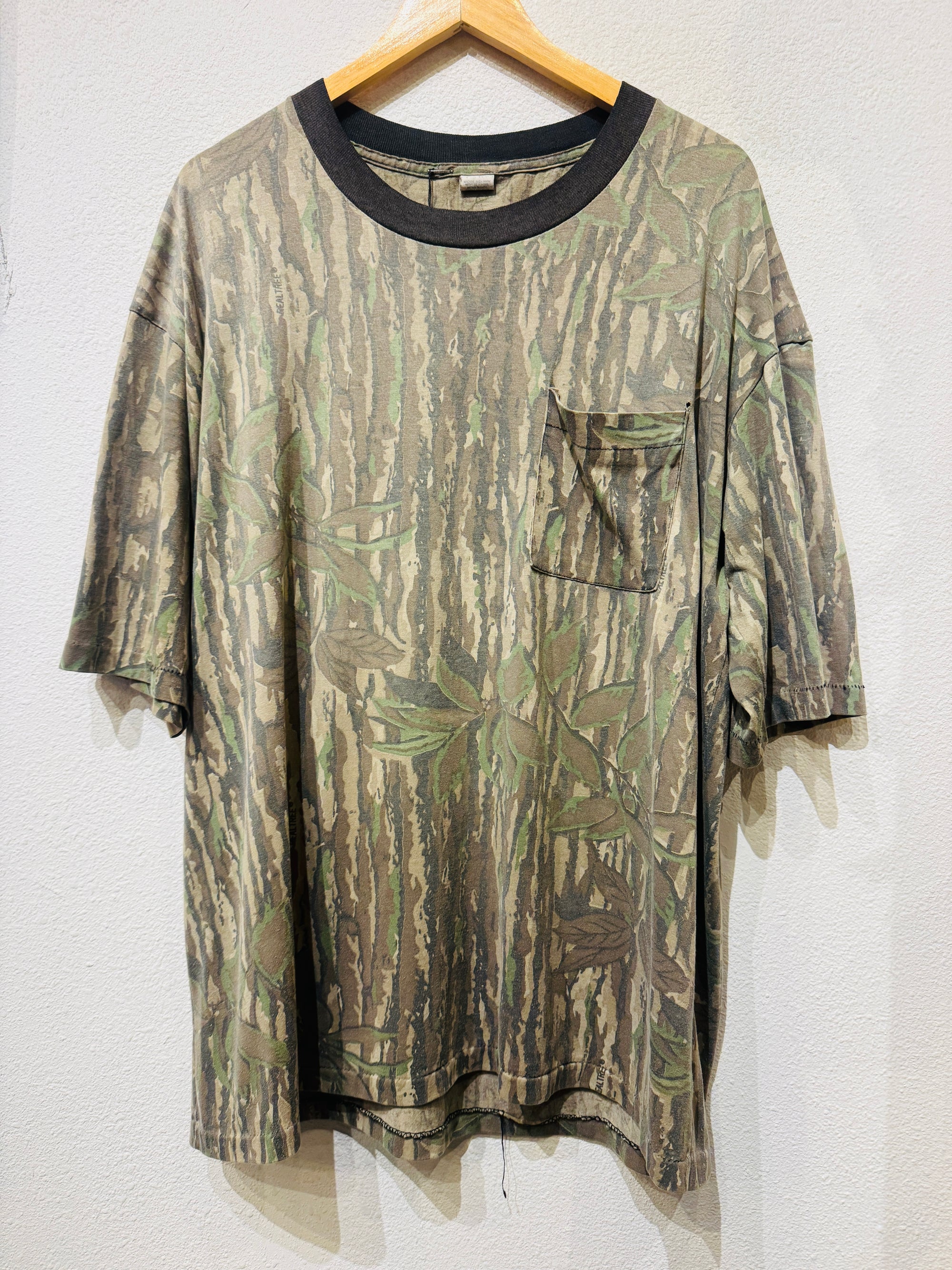 Realtree Ringer Pocket Vintage Tee