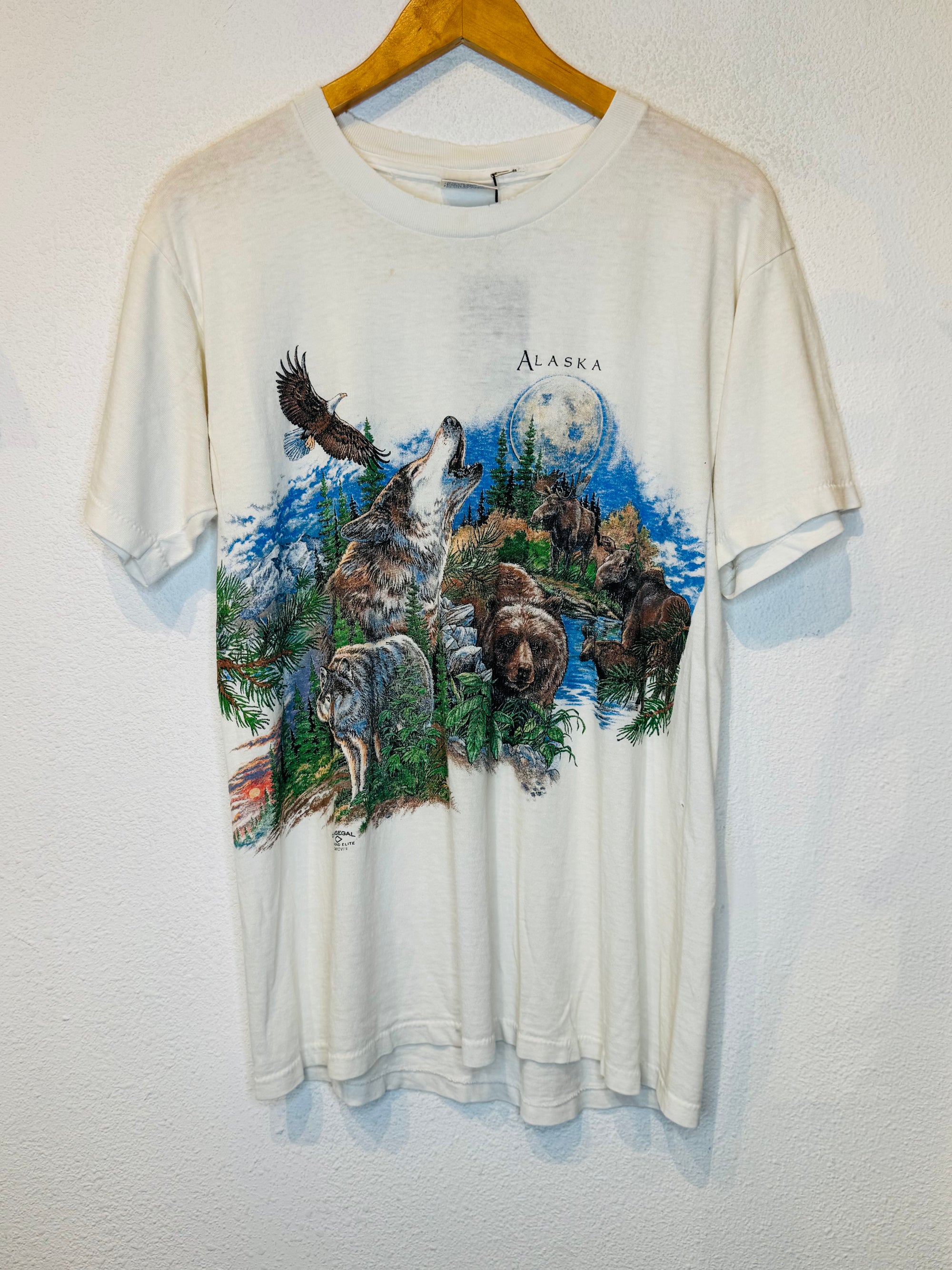 Alaska Animals Vintage Tee