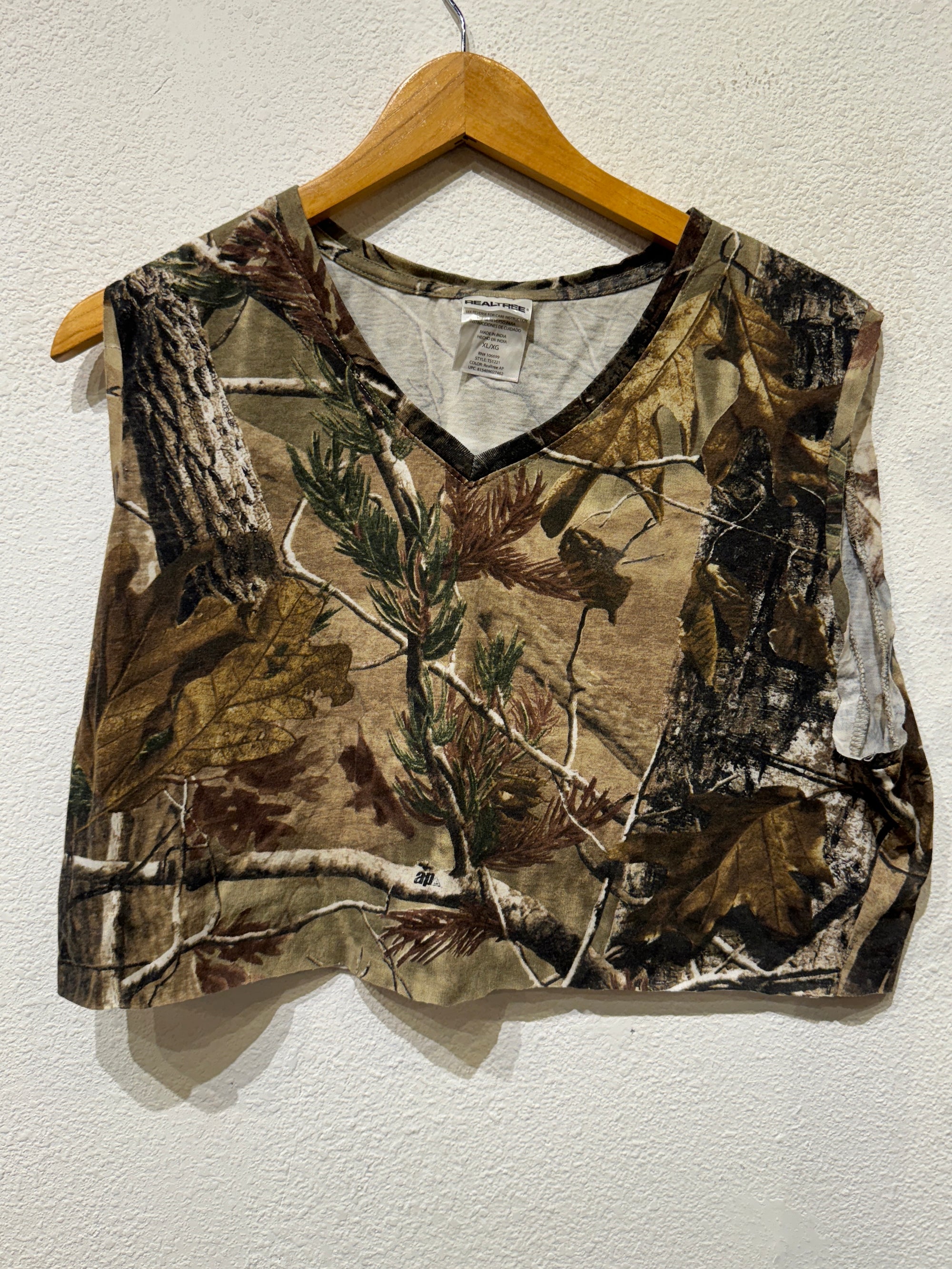 Realtree AP Vintage Crop Tank