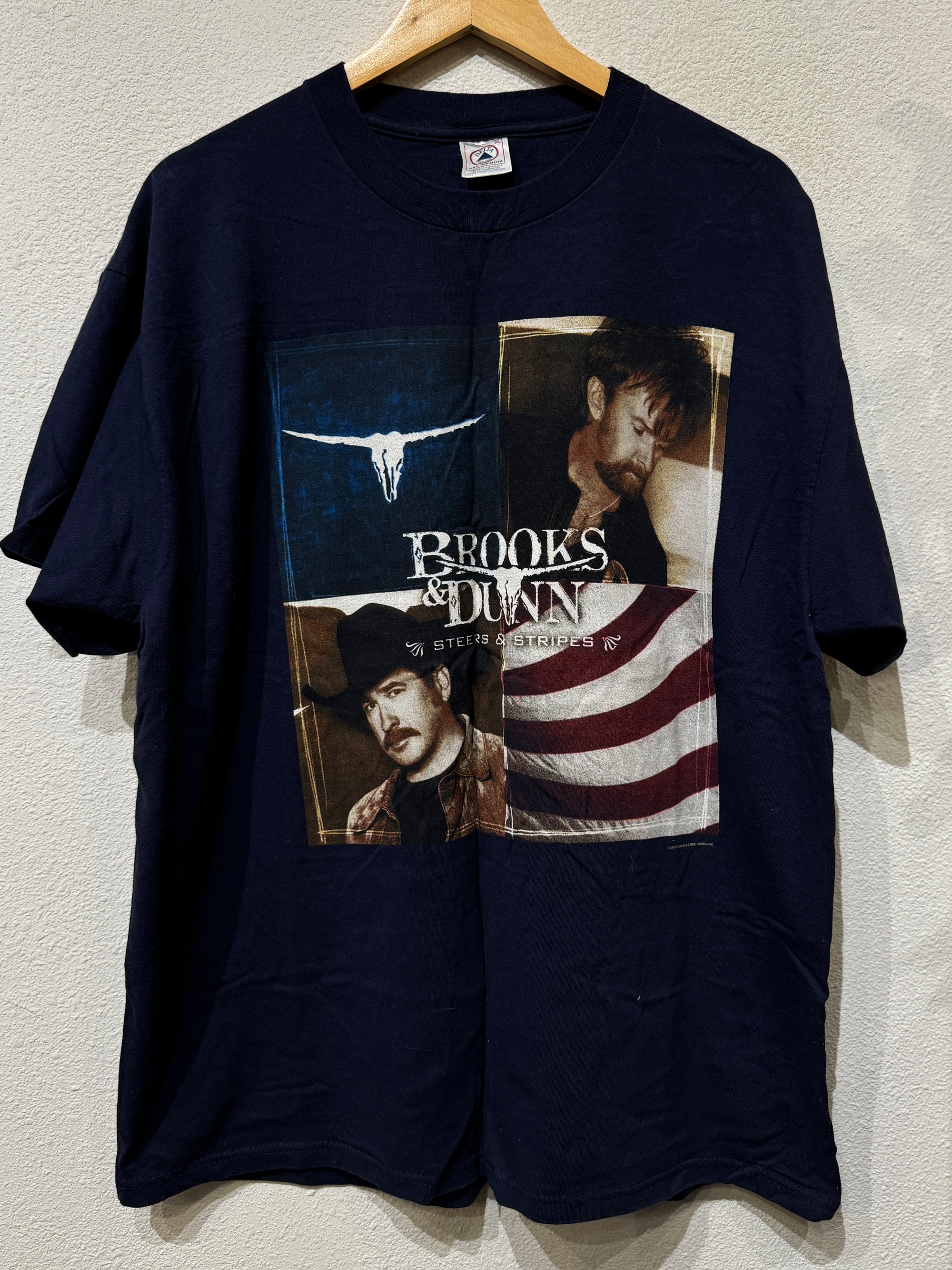 Brooks & Dunn Steers & Stripes Vintage Tee