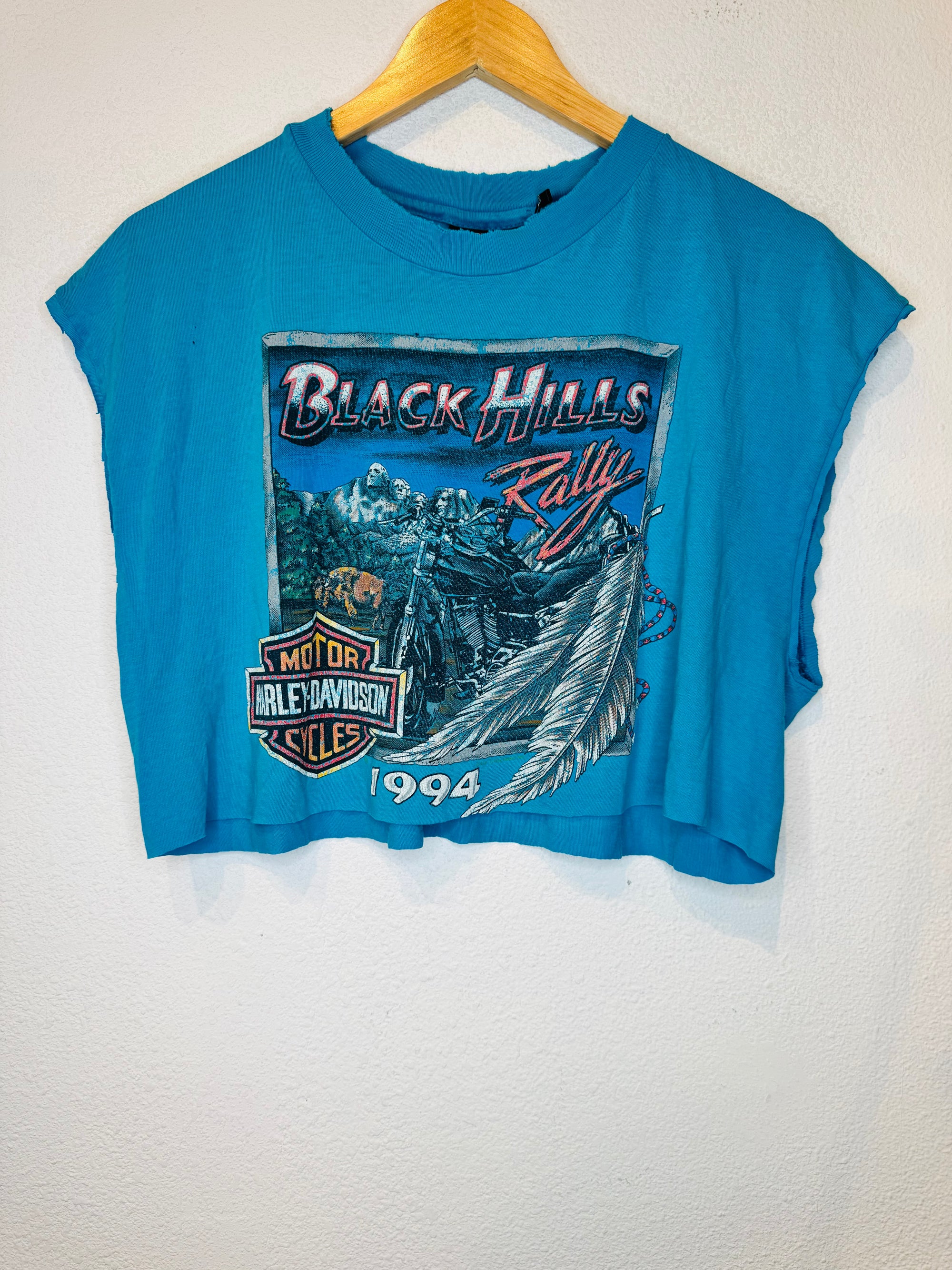 Black Hills '94 Vintage Crop Tank