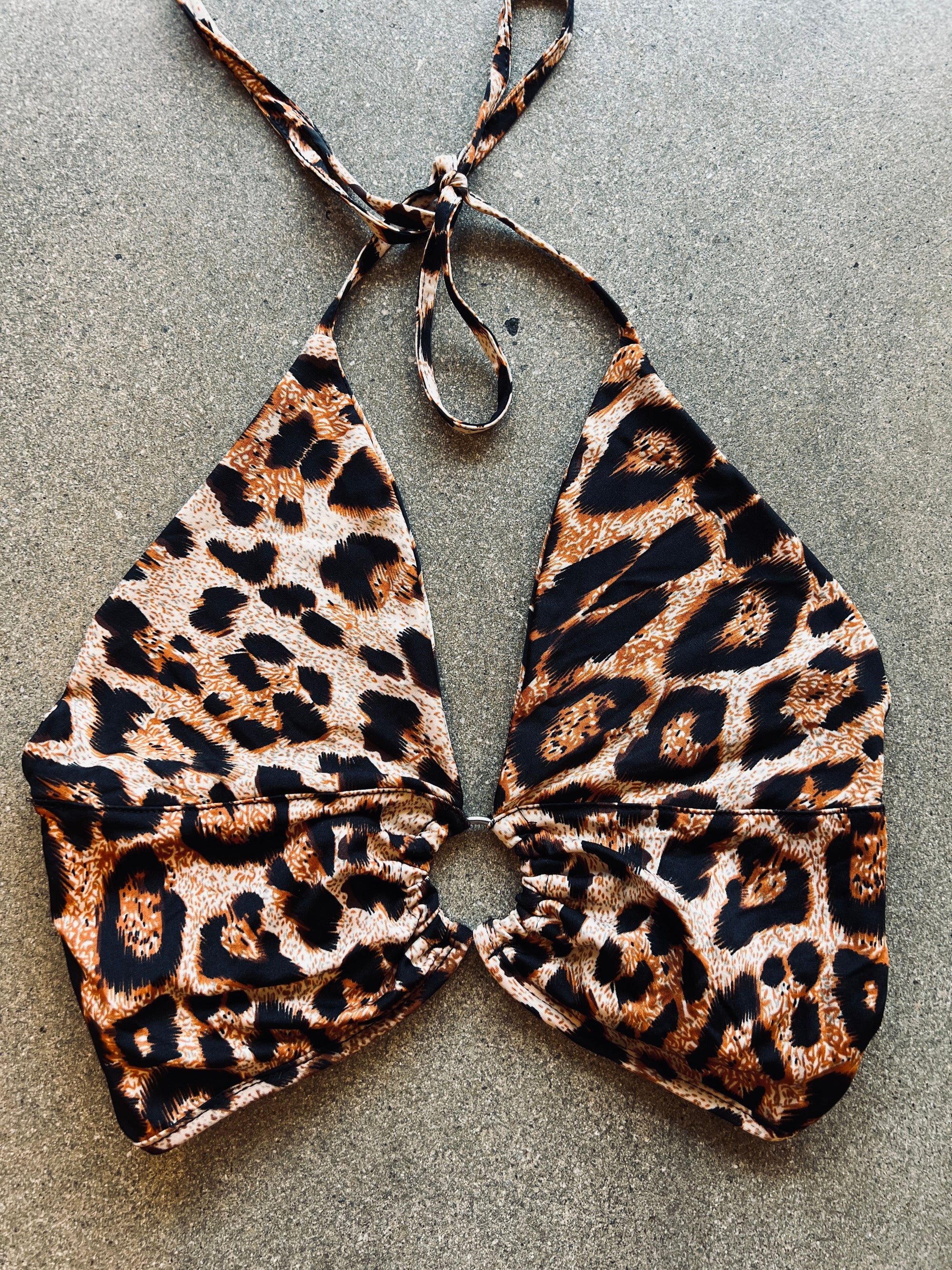 Ring Halter - Leopard - Burnout