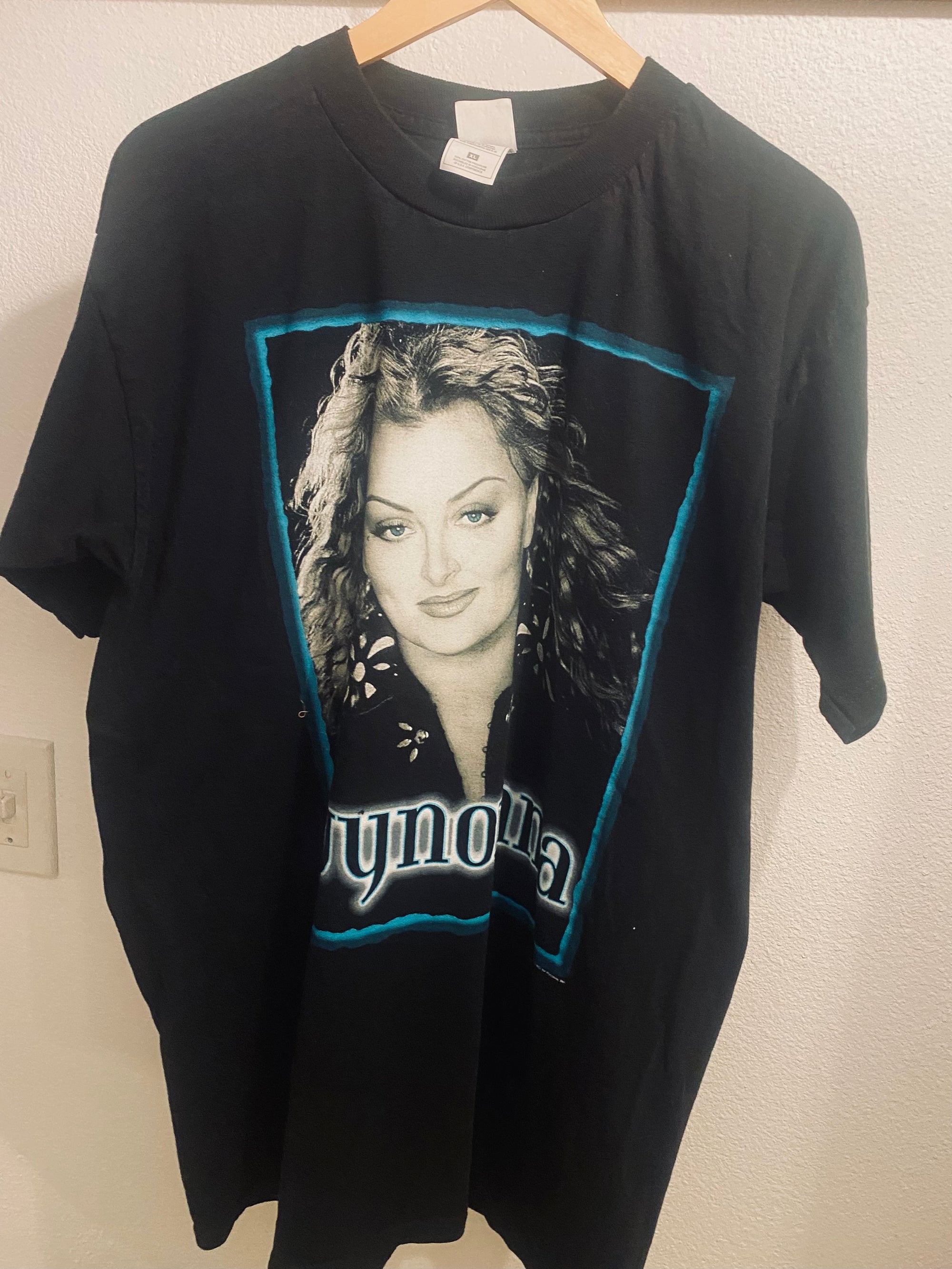 Wynonna '99 Vintage Tee