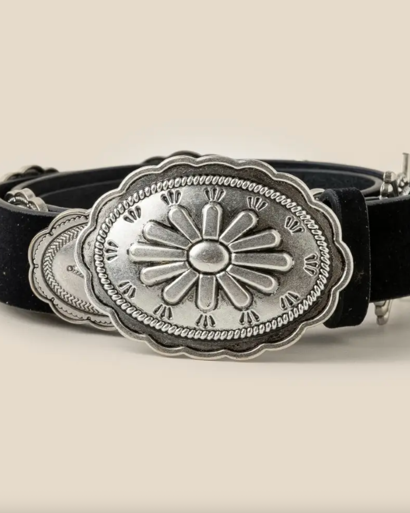 Western Oval Concho Buckle Belt
