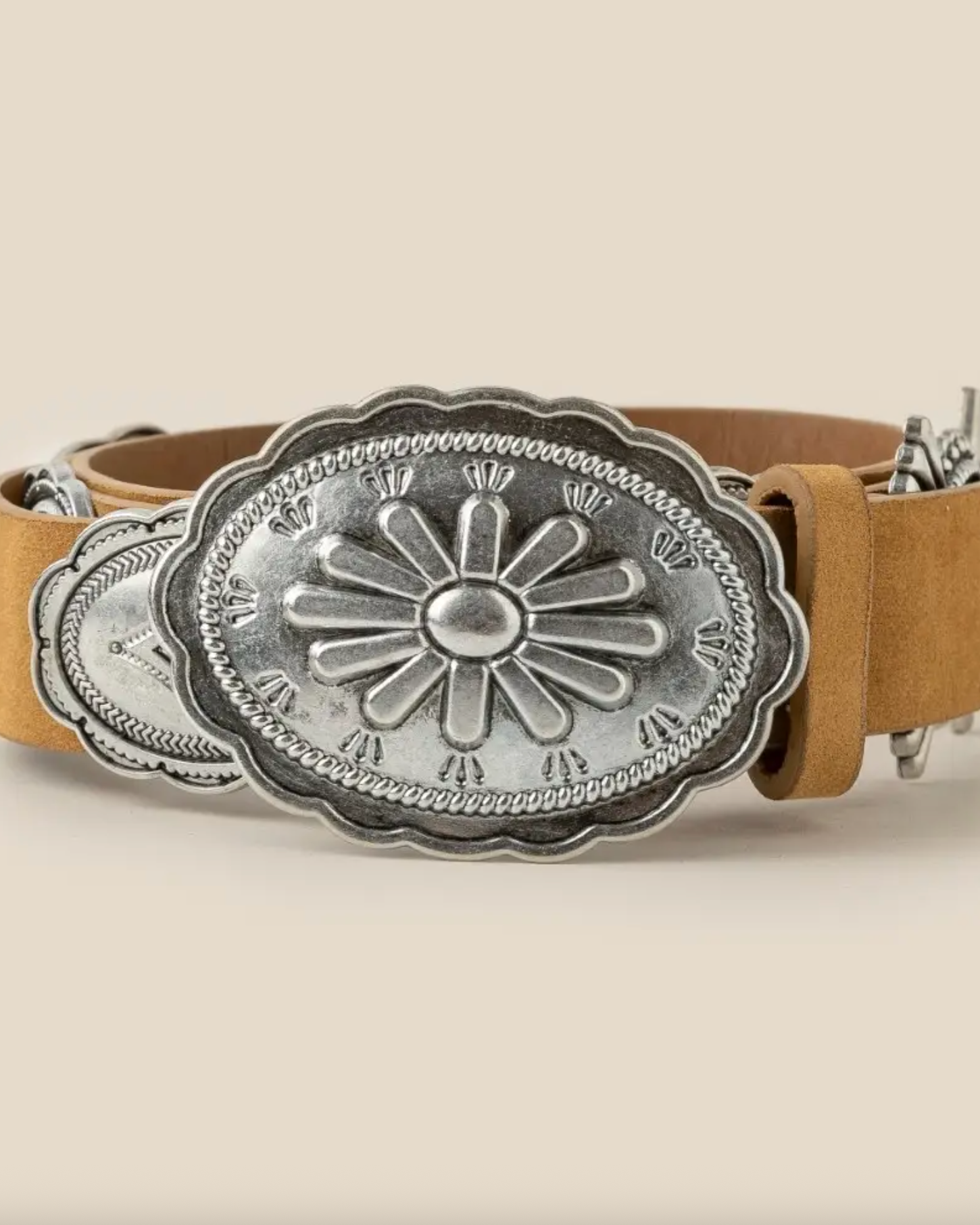 Western Oval Concho Buckle Belt