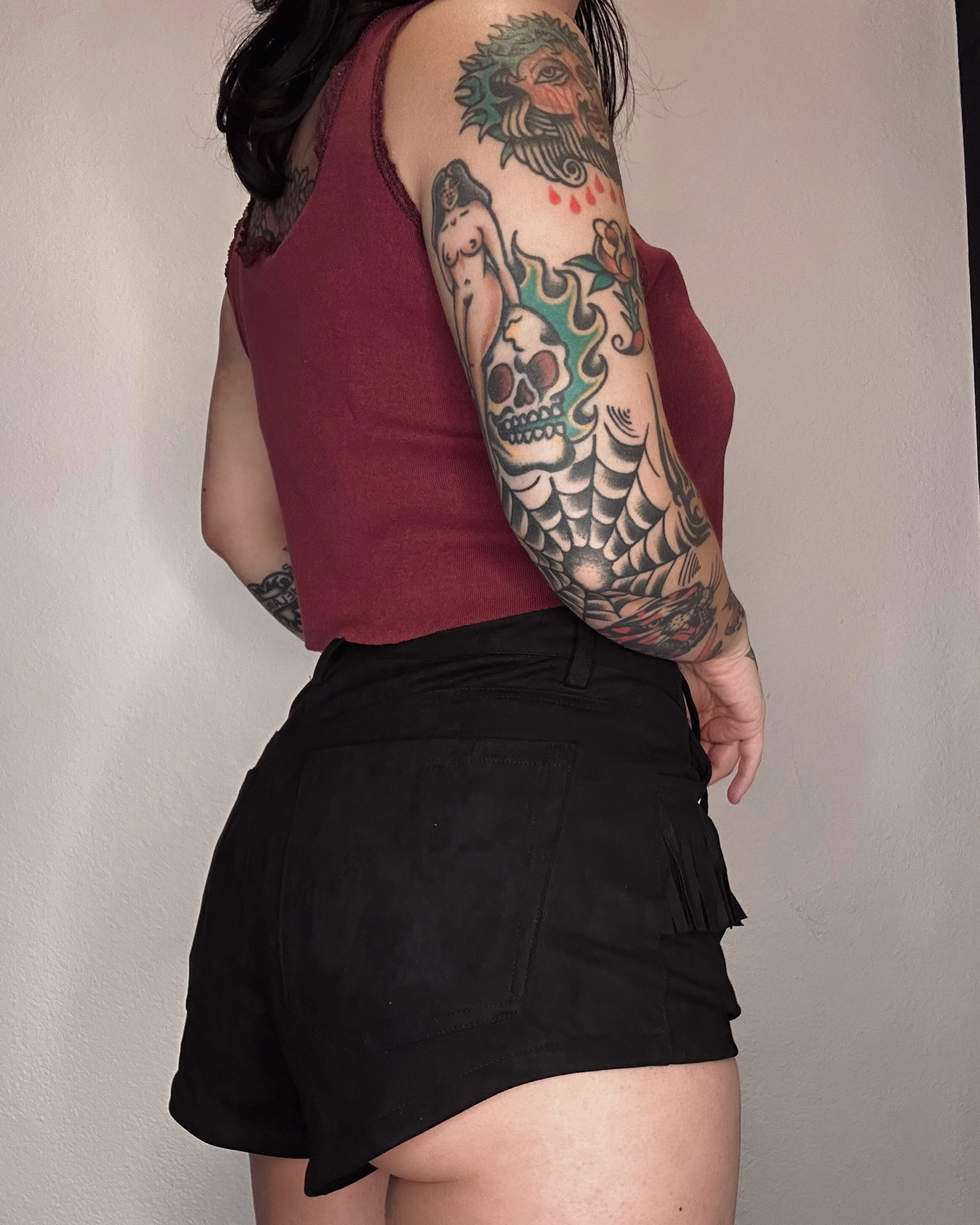 Suede Fringe Shorts - Black - Burnout